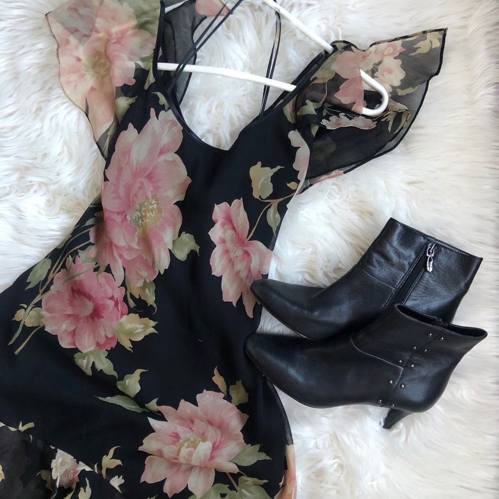 • floral ruffle dress •